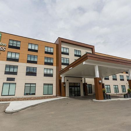 Holiday Inn Express & Suites Edmonton N - St Albert, An Ihg Hotel Saint Albert Exterior foto