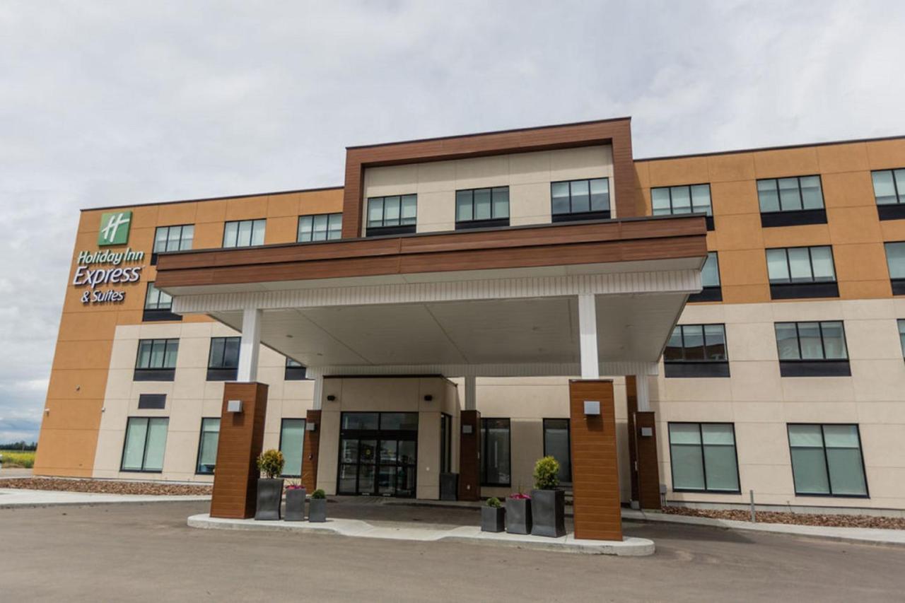 Holiday Inn Express & Suites Edmonton N - St Albert, An Ihg Hotel Saint Albert Exterior foto